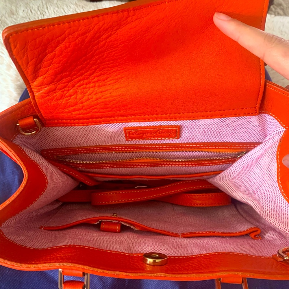 Dooney & bourke - Picture 2 of 2